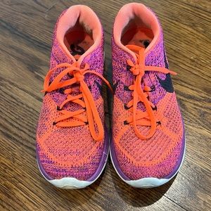 Nike Flyknit Lunar 3. Size 8